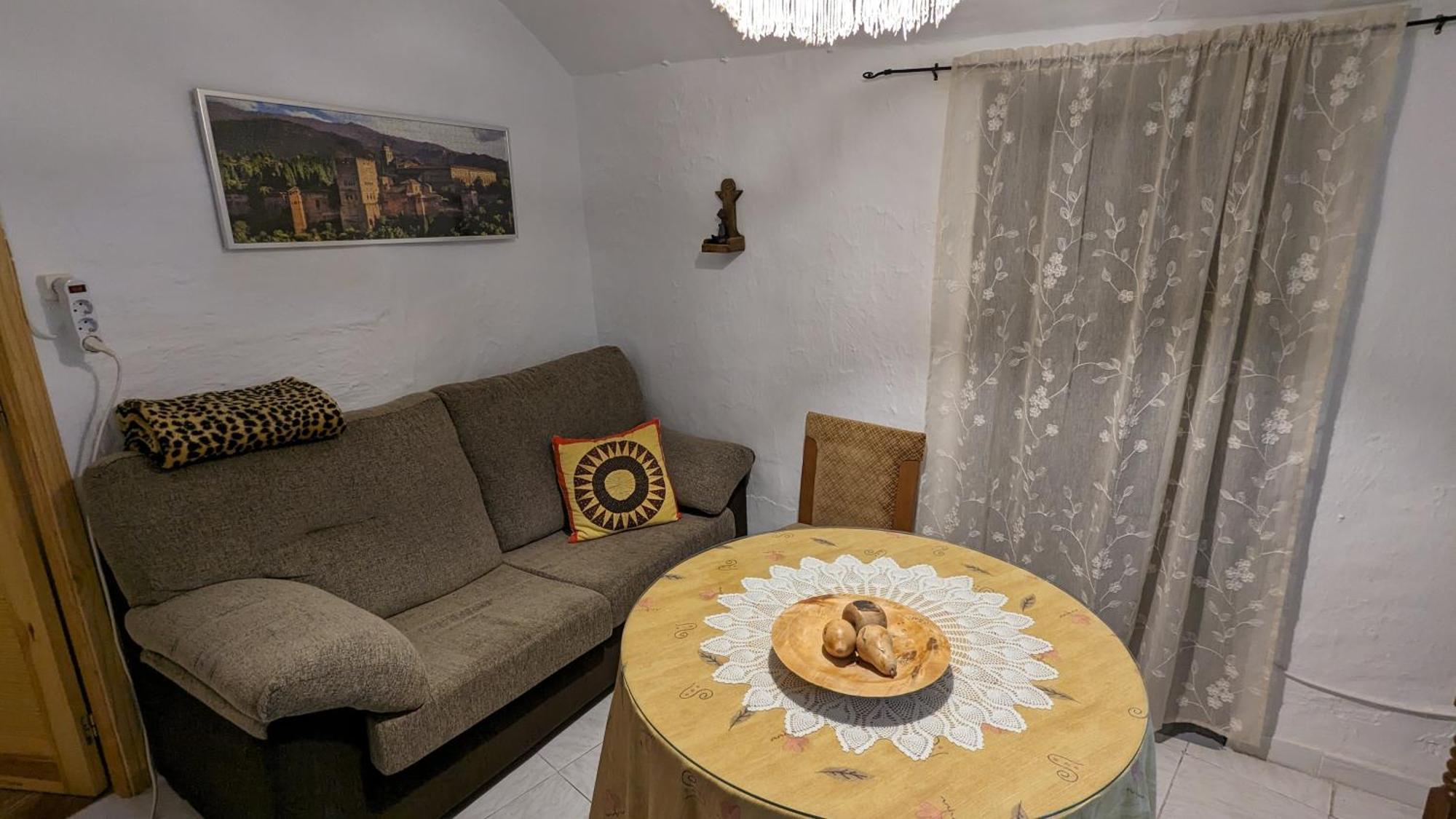 Cueva La Tita Del Pan Guest House Bacor Exterior photo